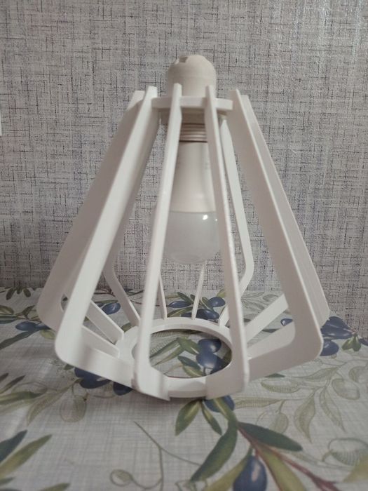 Люстра, изготовленная методом 3D-печати