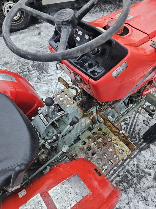 Yanmar YM1510 mini traktorek japoński ogrodniczy sadowniczy  kubota