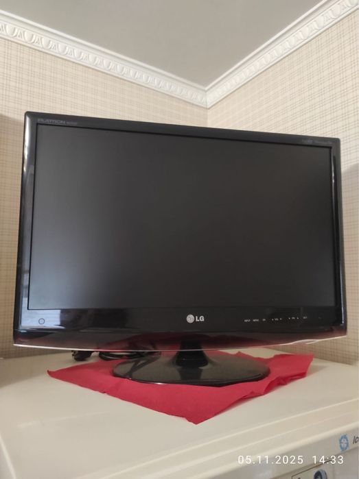ТВ монітор LG Flatron m2362d-k