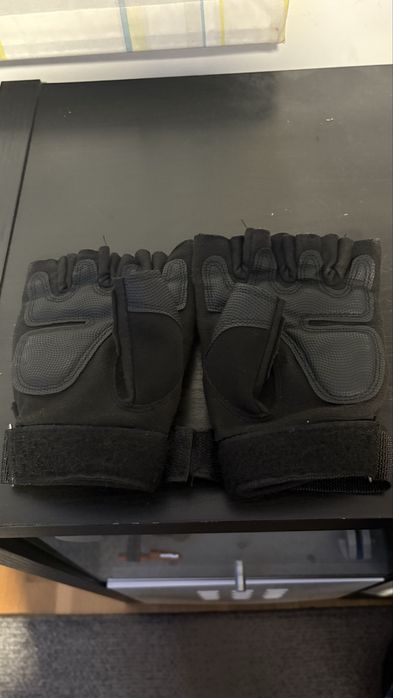 Vendo Luvas Taticas Pretas