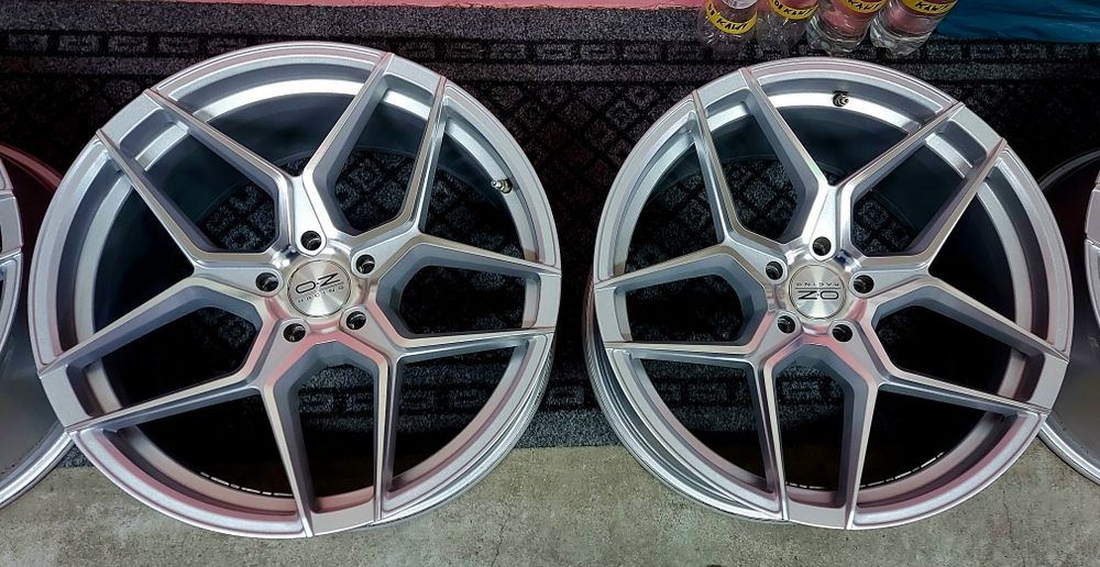 Alufelgi Japan Racing JR34  20 cali jak nowe 5x114.3