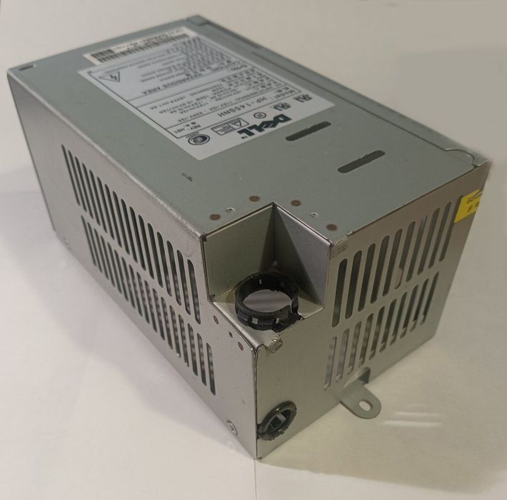 Корпуса від блоків живлення та UPS