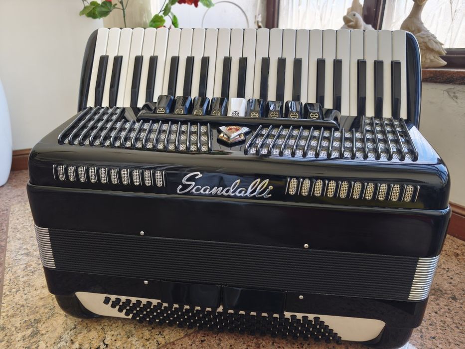 Acordeão Scandalli Musette 4 Voz