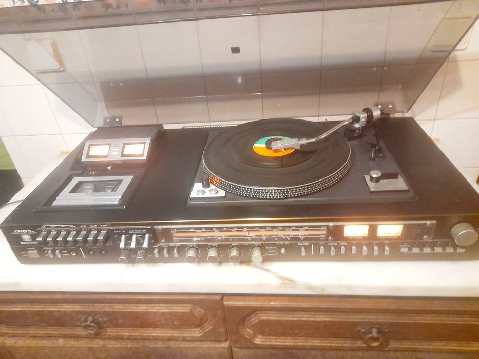 Gira-Discos Vintage Crown SHC-5500