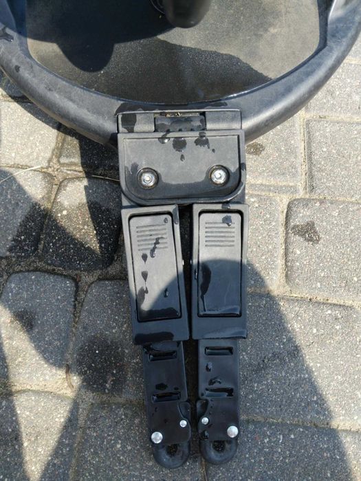 Bezpieczny fotelik pojedynczy