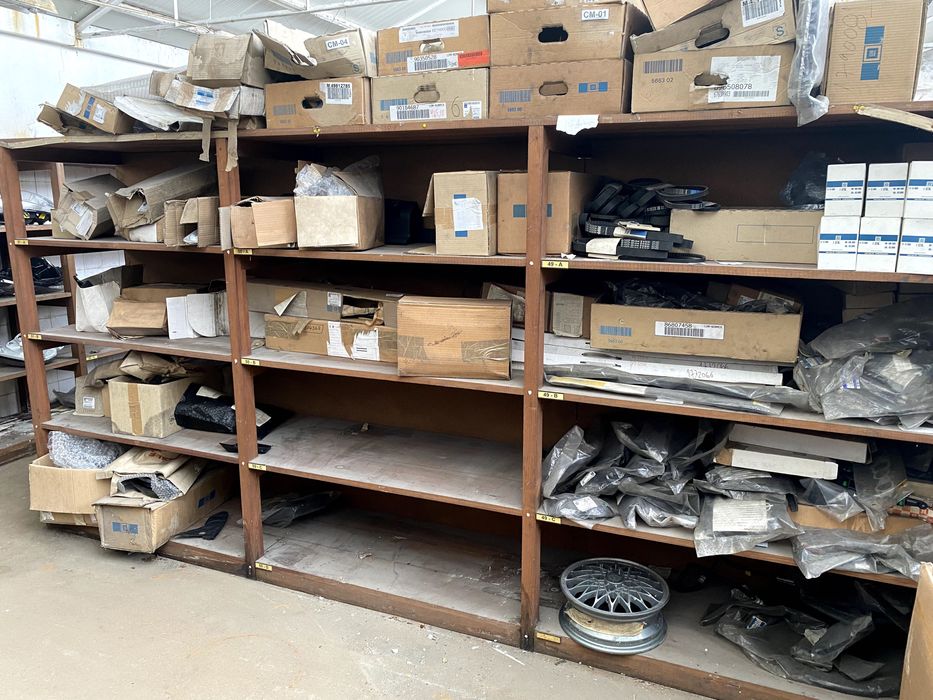 Peças não usadas/novas Opel (GM) e, máquinas usadas