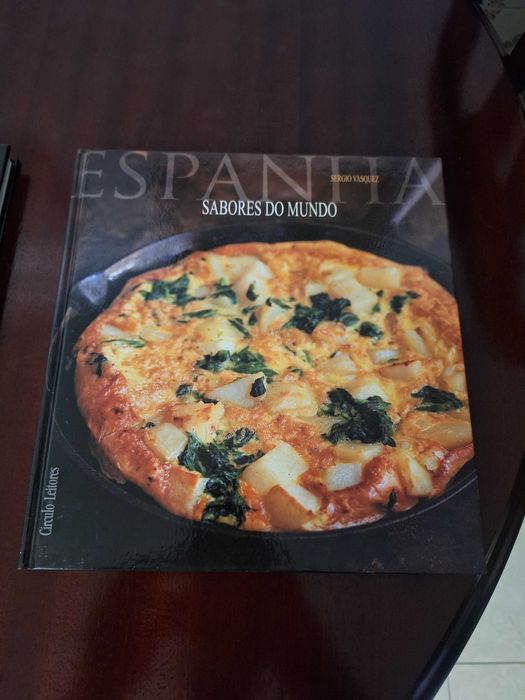 Coleção de Livros Culinária "Sabores do Mundo"