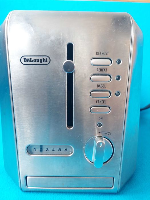 Тостер DELONGHI CTH 2023 дизайнерський, гарний стан