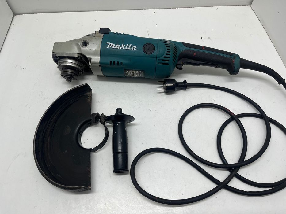Szlifierka kątowa duża MAKITA GA9020S 2000W 230MM gw12m fv23