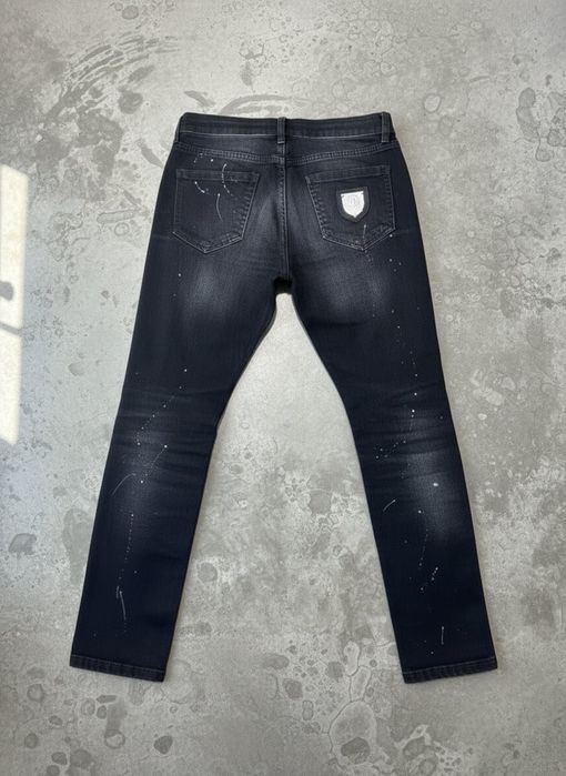 jeansy Philipp Plein, denim z nadrukiem i przetarciami