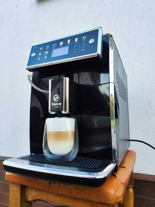 Кавомашина кофемашина Saeco Xelsis SM7580