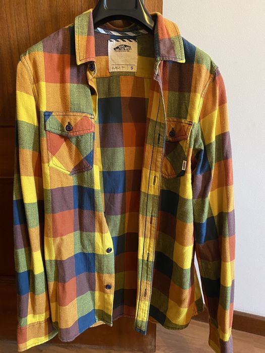 Camisa vans.