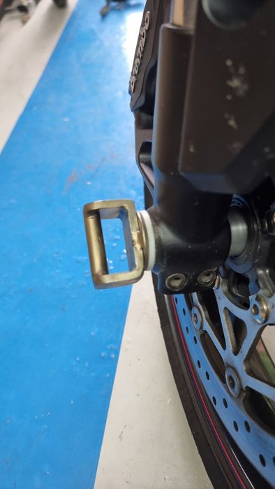 System transportowy motocykla Triumph Street Triple 765