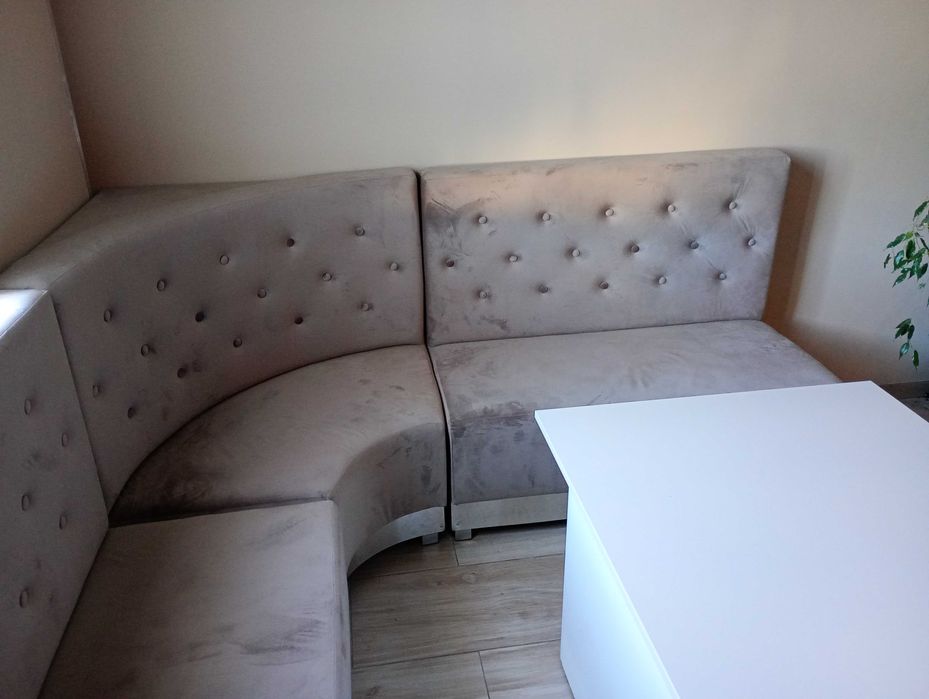 Loża, duża loża wraz ze stolikiem