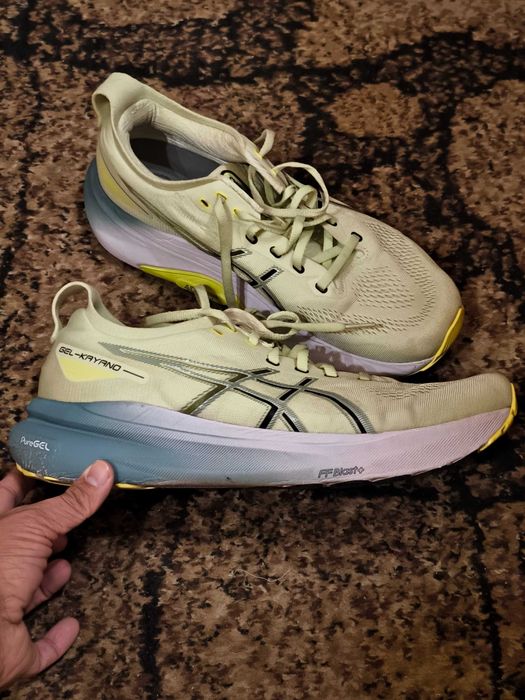Беговые кроссовки Asics Gel-Kayano 31 идеальное состояние