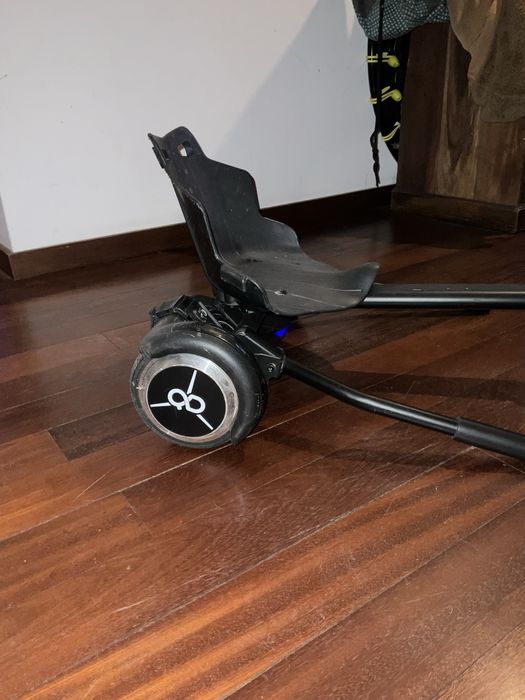 Hoverboard com kart