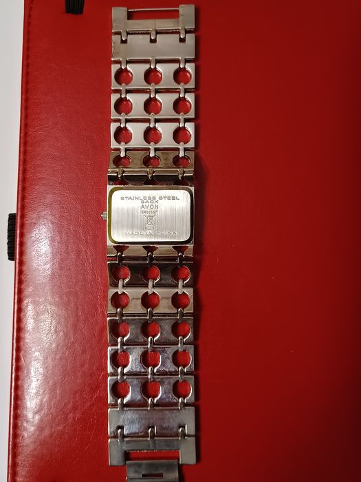 Zegarek damski AVON Aisha