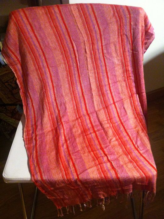 Echarpe de ​Primavera​/Verão às riscas, de ​t​ons rosa e vermelho64284869509761122