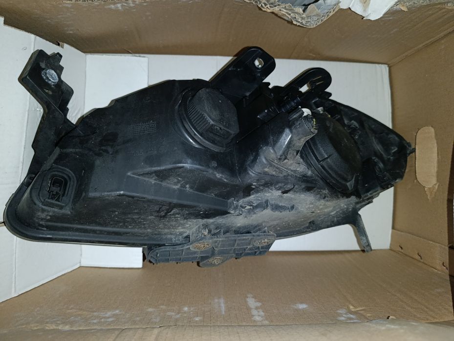 Фара Fiat Linea оригінал