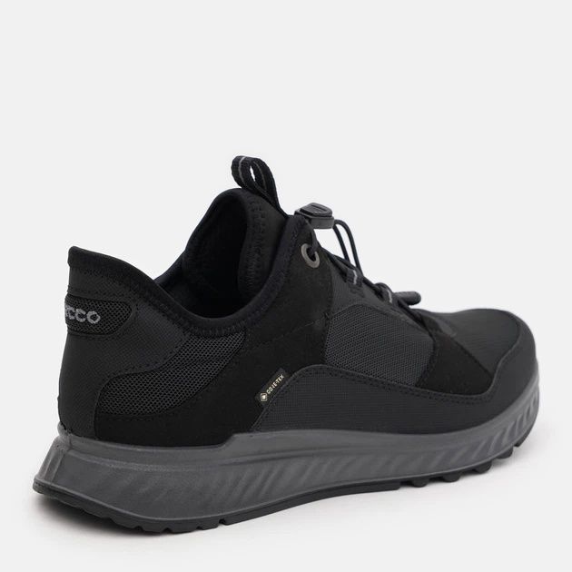 Кросівки чорні на затяжках ЕССО