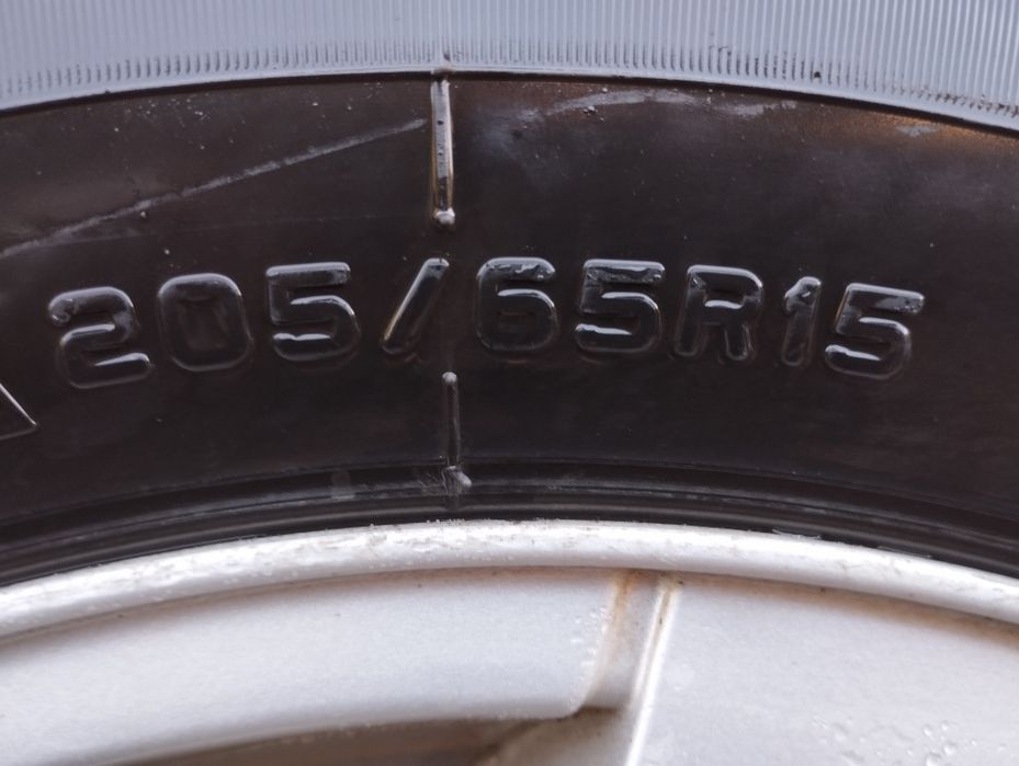 Продам резину r15 зима в ідеальному состоянии
