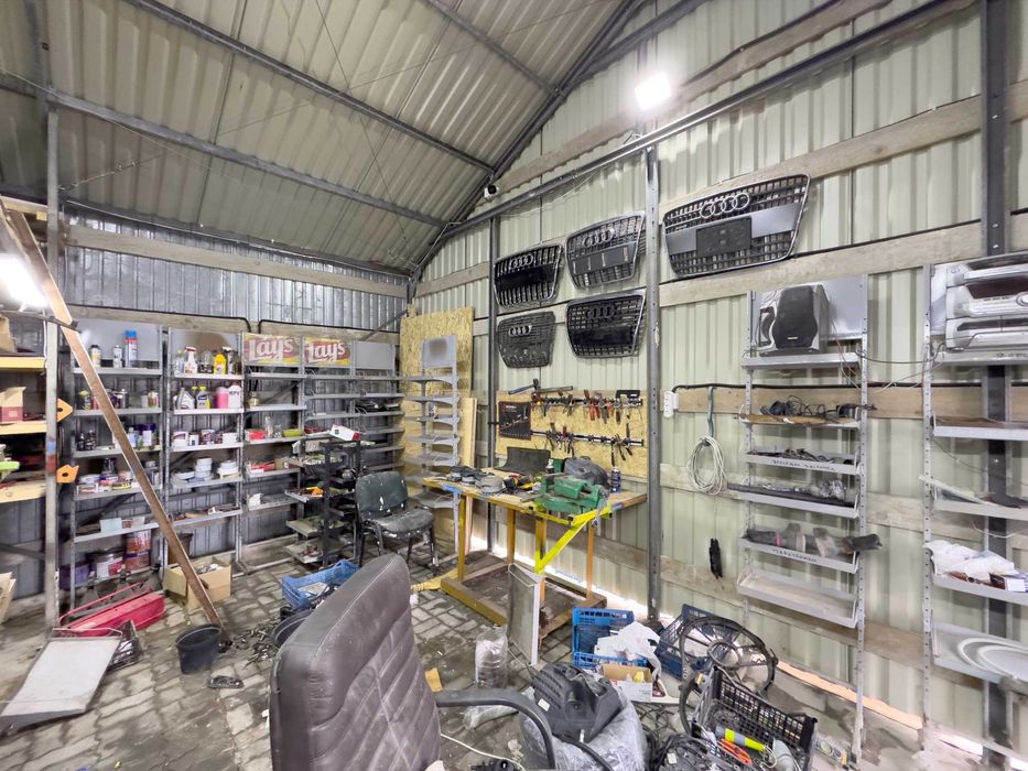 Продаж земельної ділянки в с.Зубра.