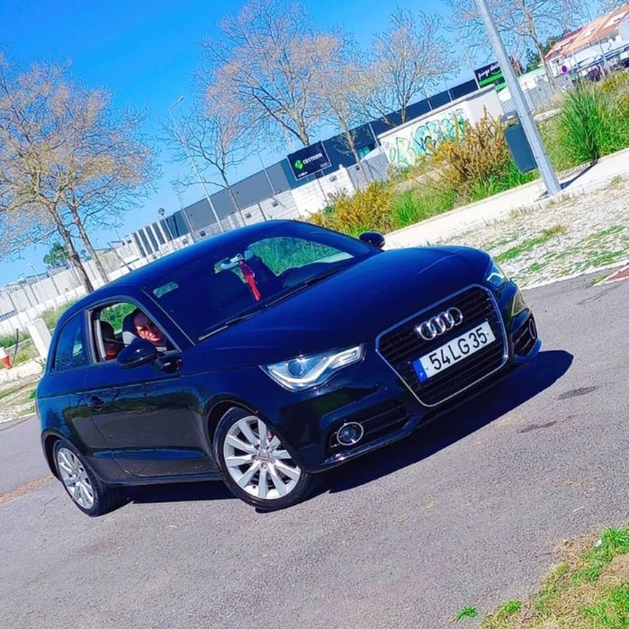 TROCO AUDI A1 1.6 TDI 105 CV POR MOTA 1000cc
Audi A1 1.6 TDI 105 CV de 2011, COMO NOVO