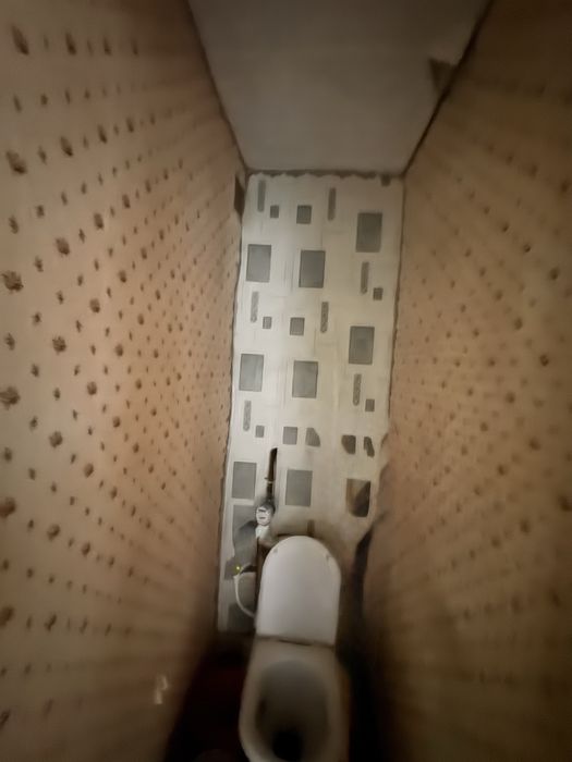 Продам 3кімнатну квартиру під ремонт! Газове опалення TotokM