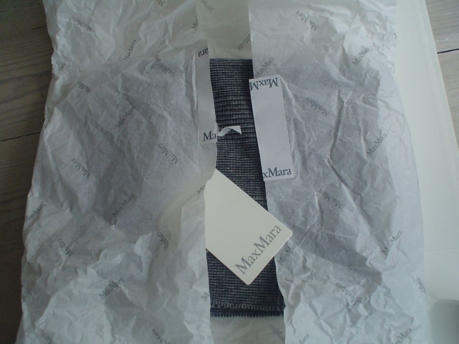 Szal kaszmirowy. Max Mara