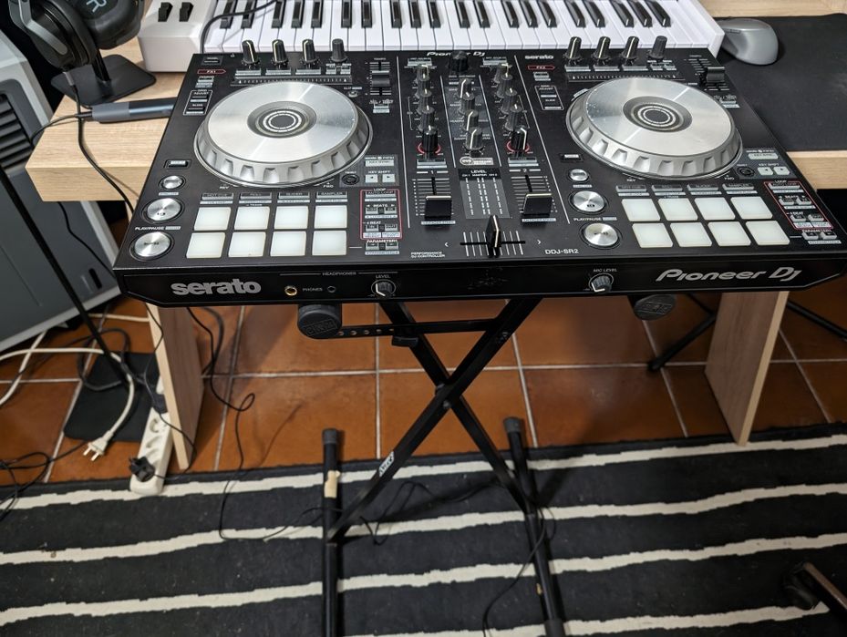 Pioneer DDJ SR2 Controlador DJ para Serato