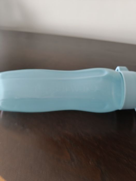 garrafa de água da Tupperware