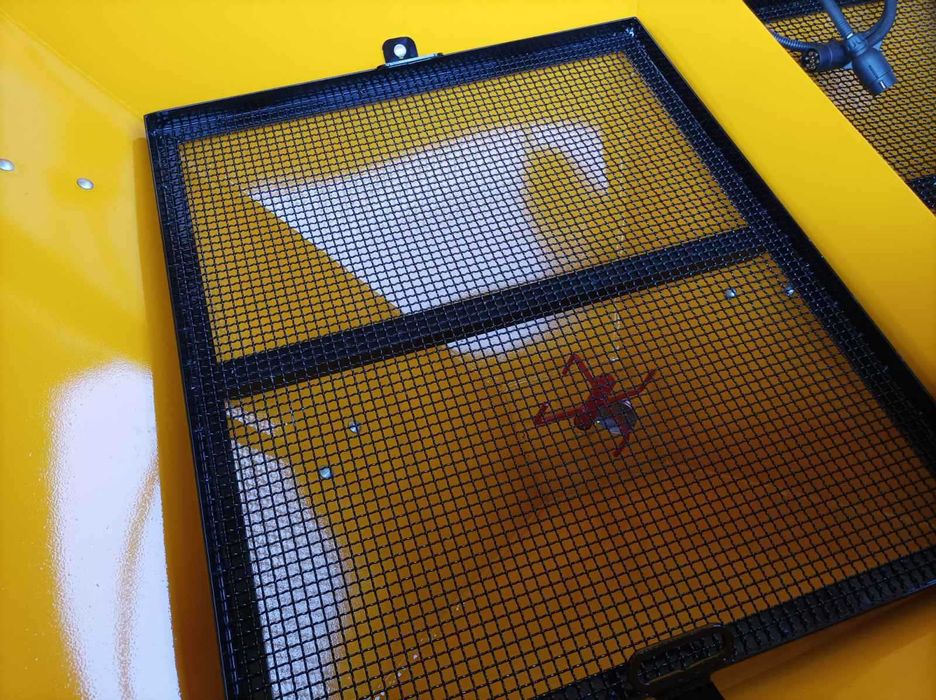 Розкидач добрив РУН-1100