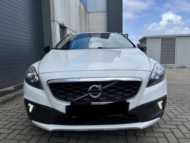 Volvo v40 1.6 t4 cross country