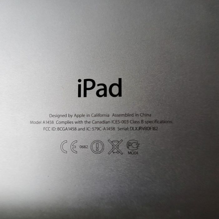Apple iPad Retina (4 Gen) 16GB Wi-Fi black (MD910TU/A)