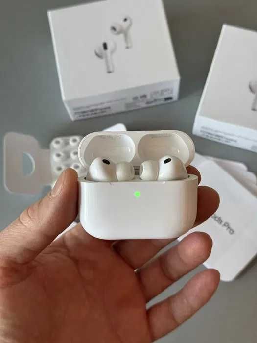 Навушники Apple AirPods Pro 3 Gen (Активне шумоподавлення)
