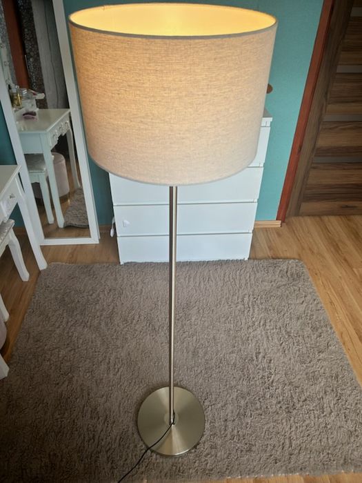 Sprzedam Lampę stojącą