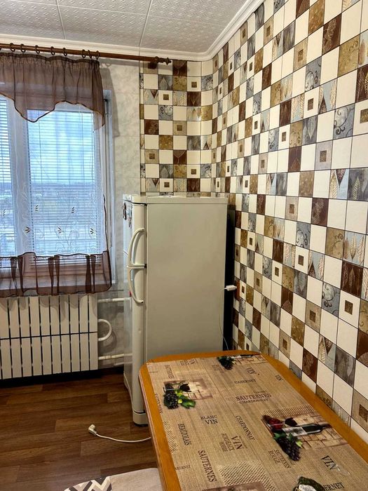 Продається 1-кімнатна квартира в центрі селища Малинівка від власника