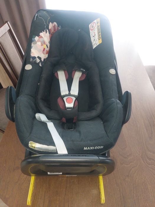 Nosidełko maxi cosi z bazą