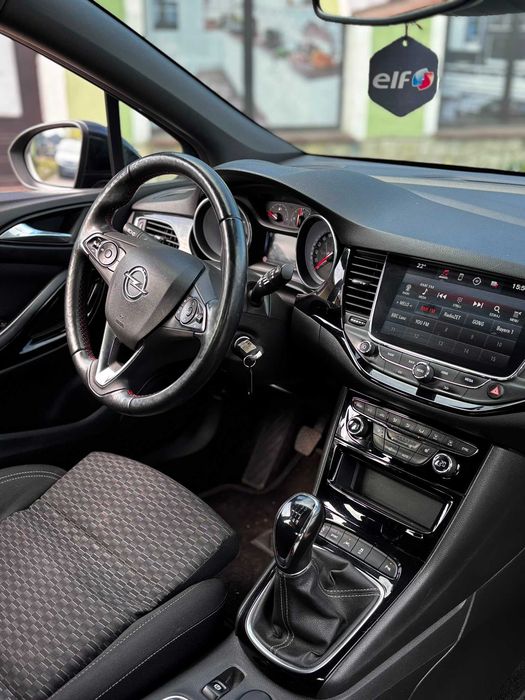 Opel Astra K kombi 1.4 Turbo Innovation