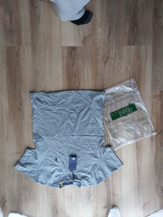 Młodzieżowy t-shirt