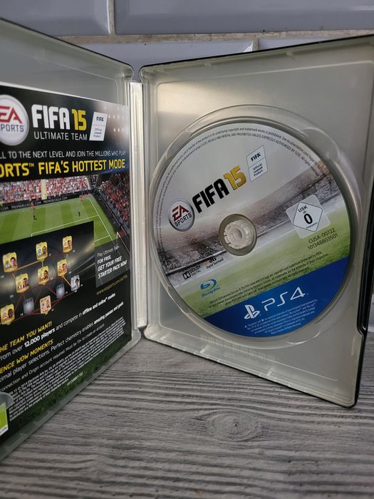 Fifa 15 stelbook ps4