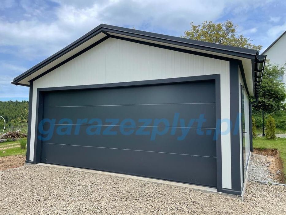 Garaż z płyt warstwowych do 35 m² – Dach dwuspadowy Montaż w cenie!