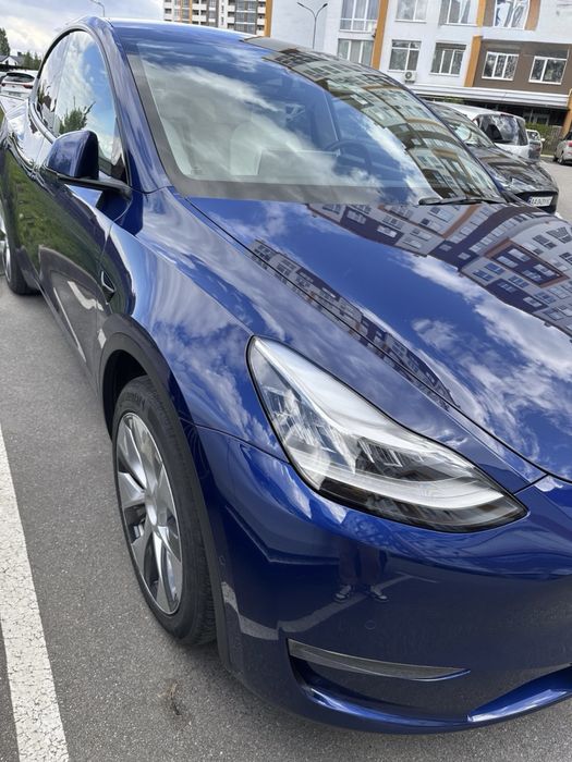 Tesla Model Y 2021