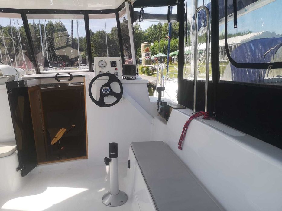 Jacht Motorowy Hauseboat