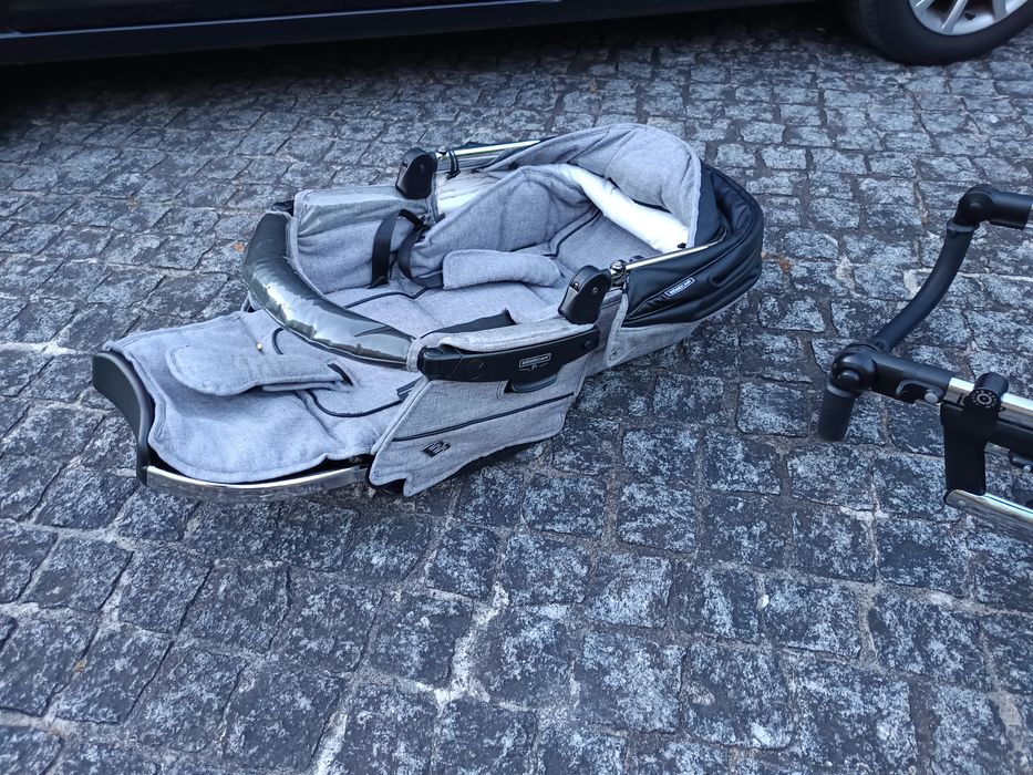 Conjunto de carrinho bebé