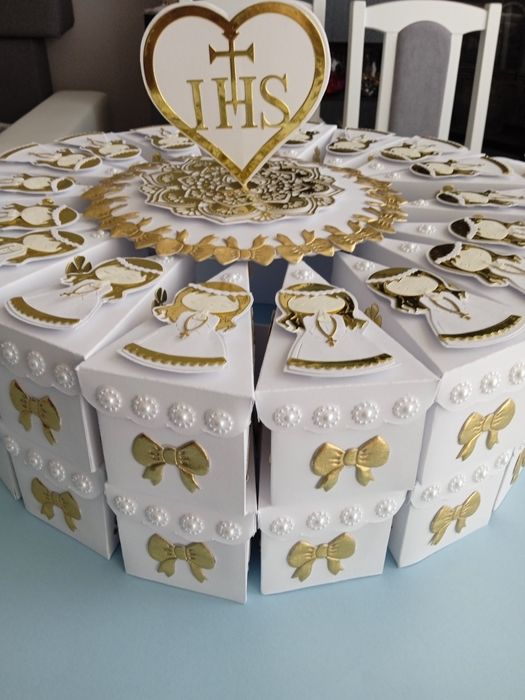 Podziękowanie dla gości 1 Papierowy tort dwupiętrowy36 kawałków sukienka  komunia
