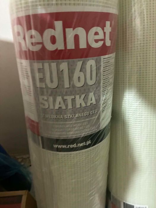 Siatka elewacyjna i kołki