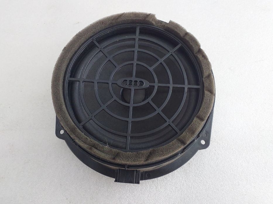 Coluna de som AUDI Q5 (8R)