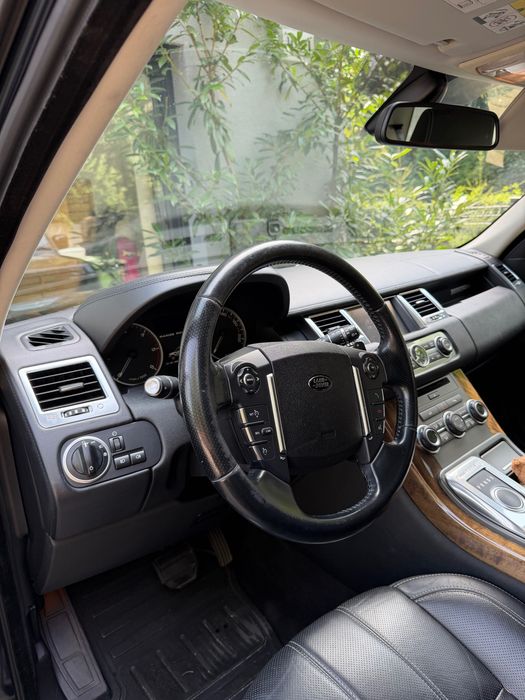 Land Rover - Range Rover Sport HSE 3.0 SDV6
