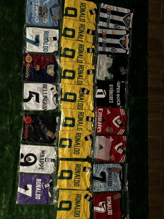 Camisolas de futebol diversas